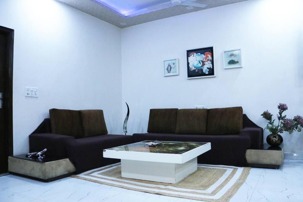 Purple Haze By - Bellus Living Apartment *